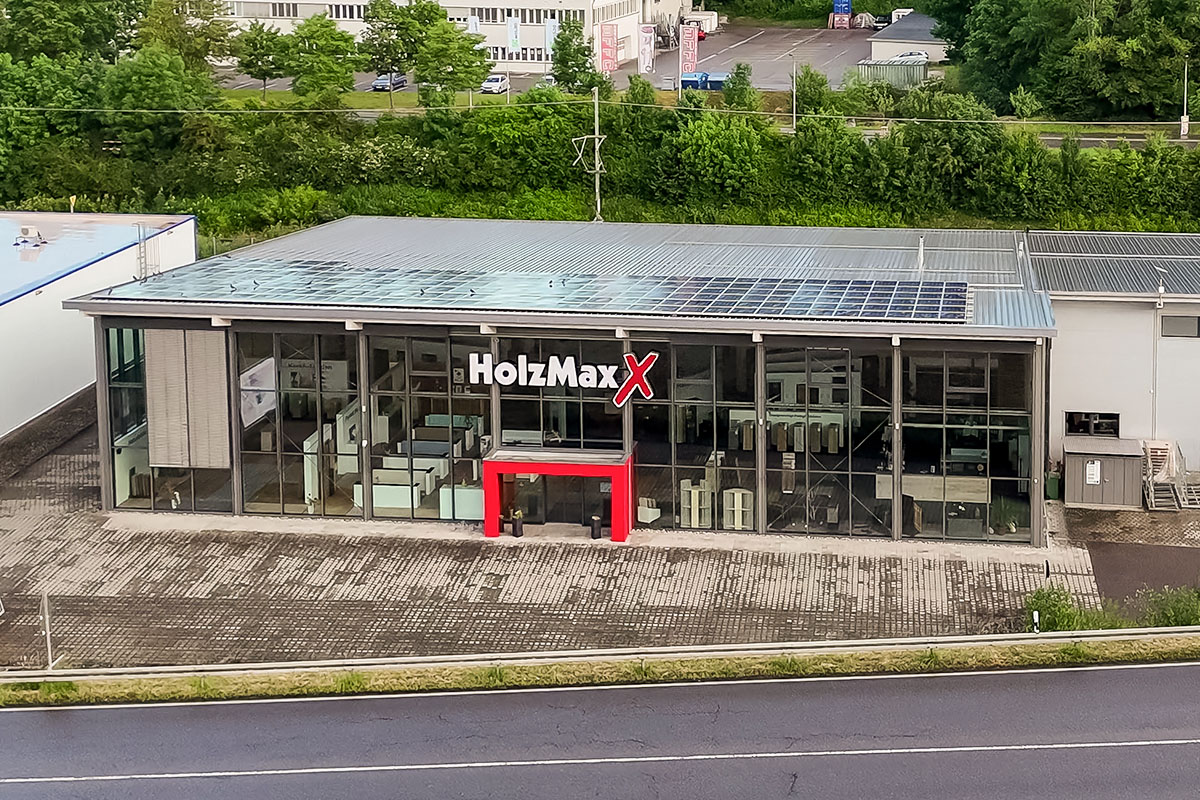 Außenansicht HolzMaxX Ausstellung in Donaueschingen – Standorte mit Showroom Donaueschingen und Ausstellung Böden Türen